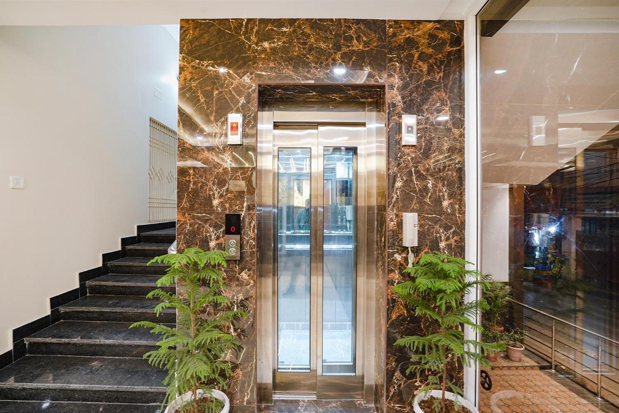 Fabhotel Nandini Grand Kakarmatha Exterior foto